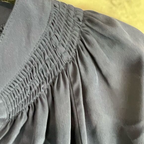 Lilly Pulitzer Women's XS Colorblock Silk Blouse Navy/Pink Long Sleeve - Picture 4 of 7